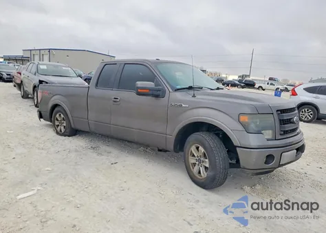 2013 Ford F150 Super Cab z USA, uszkodzony, nr VIN 1FTFX1CF1DKE76649